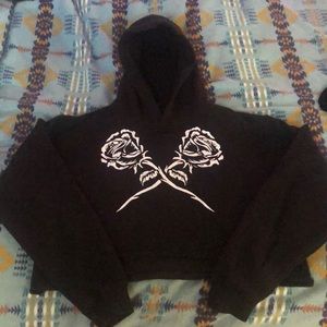 Black cropped skull rose hoodie